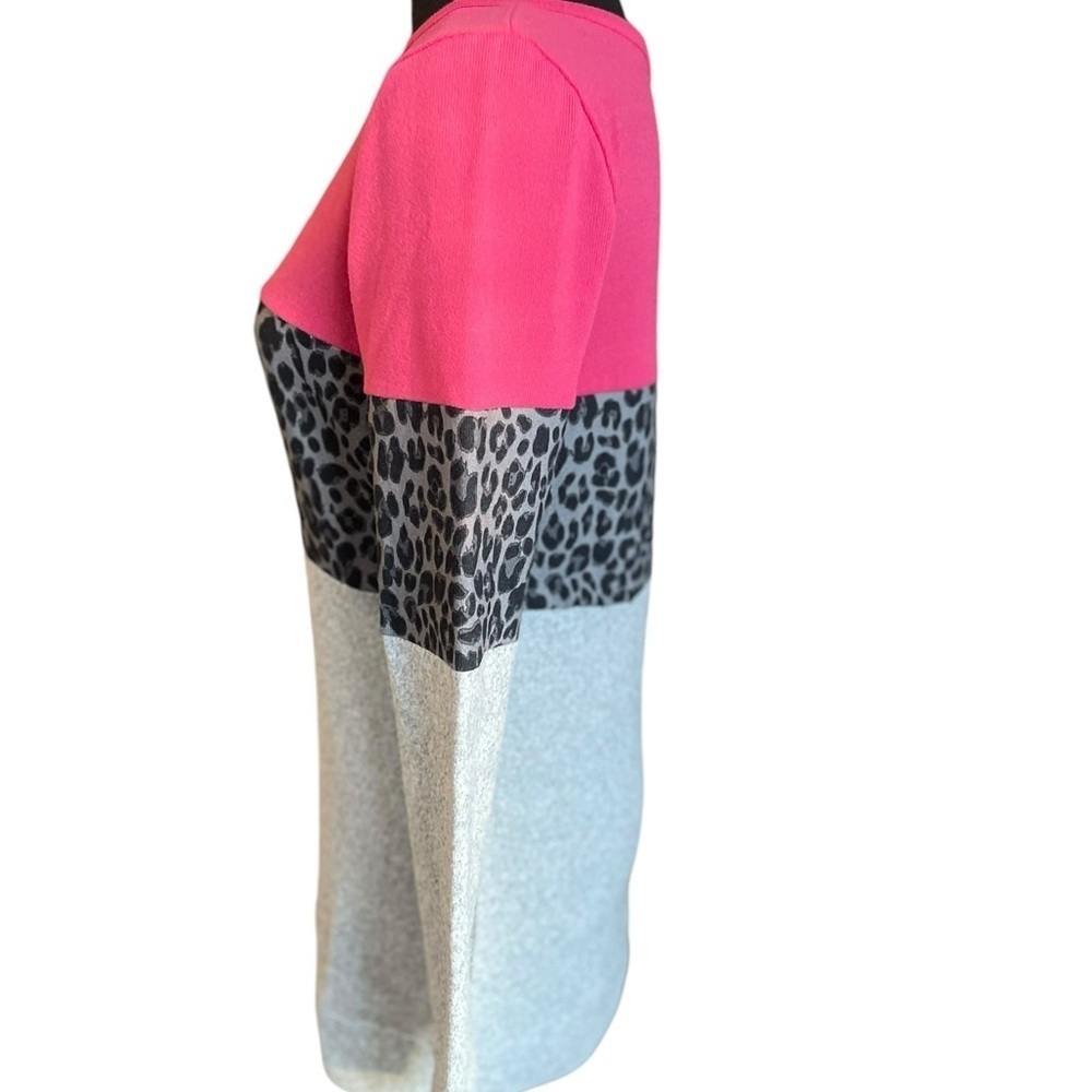 Simply Southern Collection Long Sleeve Shirt Animal Print Color Block - Picture 2 of 9